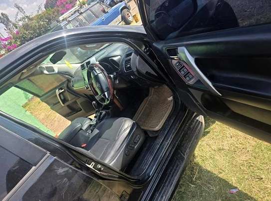 2011 TOYOTA LAND CRUISER PRADO J150 image 5