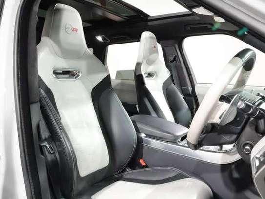 2022 RANGE ROVER SPORT SV EDITION image 8
