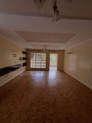 4 Bed Townhouse with En Suite in Lavington image 4