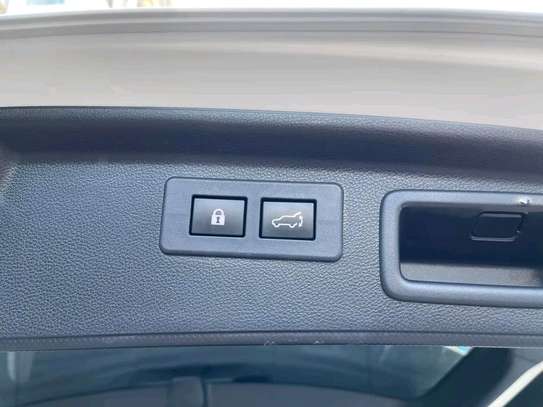 Subaru Forester E-boxer white sunroof 2019 AWD image 11