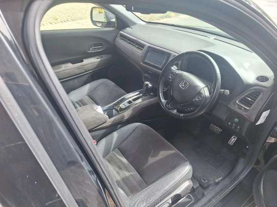 HONDA VEZEL RS NORMAL 2018MODEL image 5