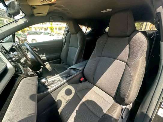 Toyota CH-R Black 2019 2WD image 5