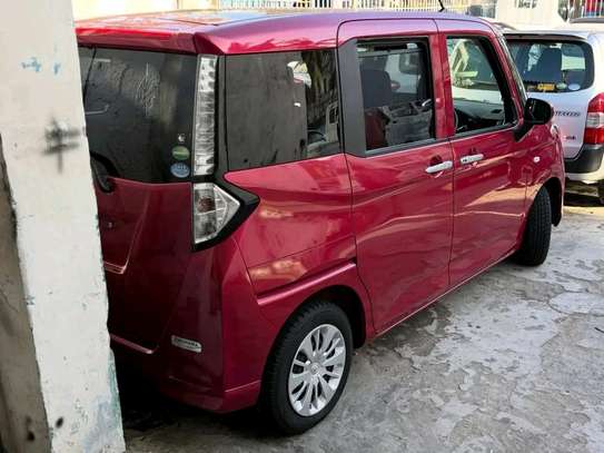 Toyota Tank redwine image 2