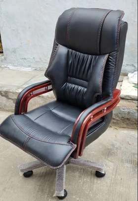 Executive Leather High Back Chair image 2