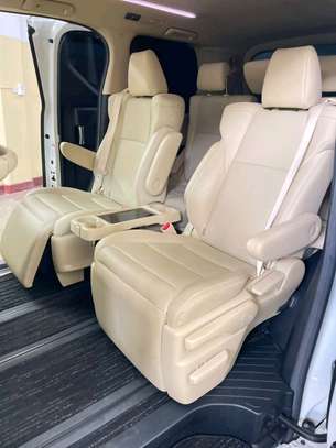 TOYOTA VELLIFIRE 2019MODEL VIP LUXURY image 5