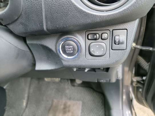 TOYOTA VITZ 1000CC 2019MODEL image 9