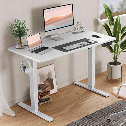 Height adjustable electric standing desk image 5