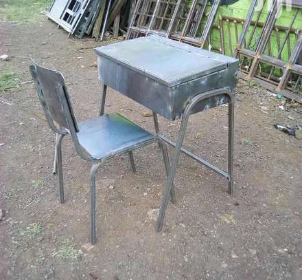 Durable School lockers+chair image 10