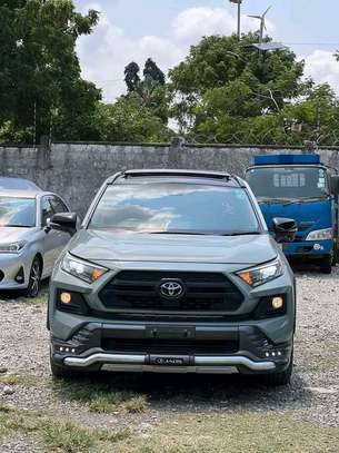 Toyota Rav4 adventure 2020 image 9