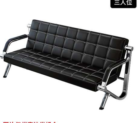 Office Sofa:  Modern Luxury 5-Link Waiting Sofa image 2