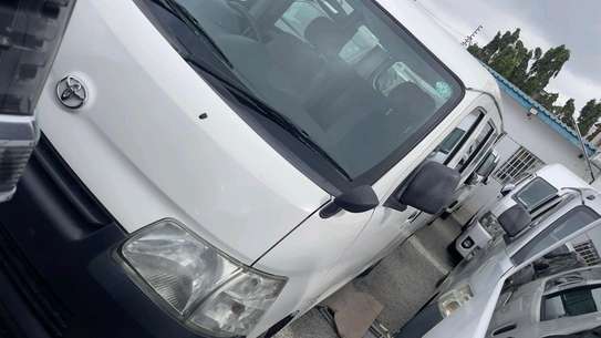 TOYOTA TOWN ACE 2018MODEL MANUAL image 3