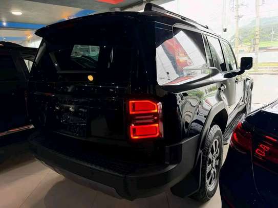 Toyota landcruiser 2025 image 4