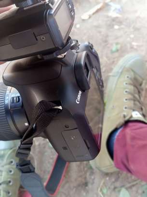 Canon DSLR Camera Kit with 3 Lenses & TT600 Flash image 2