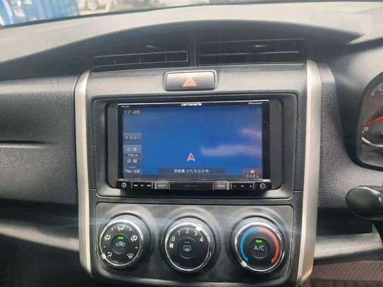 Toyota Fielder silver image 5