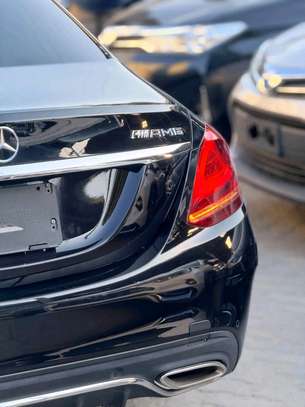 Mercedes Benz AMG C200 2000cc image 8