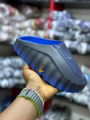 MEN FASHION SNEAKERS image 10