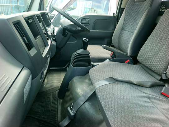 ISUZU Elf 3tons image 10
