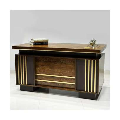 Executive Desk: 1.4 Meter Executive Office Desk In Riosiri image 5