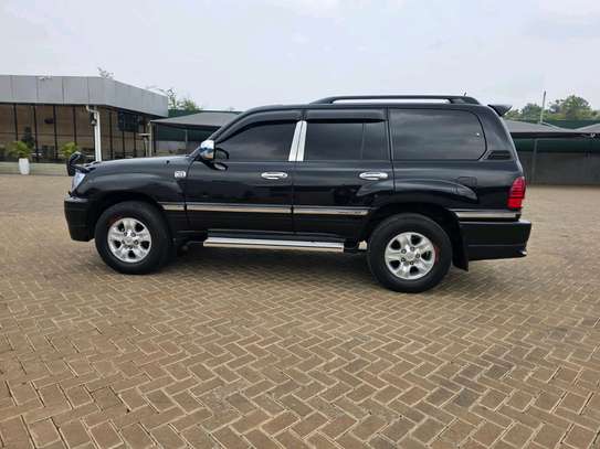 Land Cruiser 100 series image 4