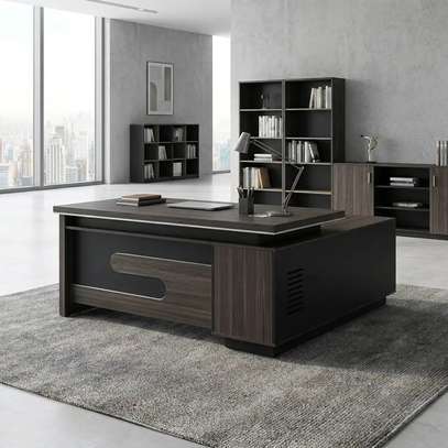 Executive Desks : 1800mm L-Shaped Office Table image 4