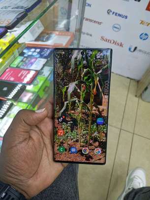 Samsung Note 10 plus image 3