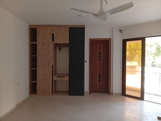 3 Bed Apartment with En Suite at Mt Kenya Road image 10
