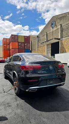 Mercedes Benz GLC220d image 8