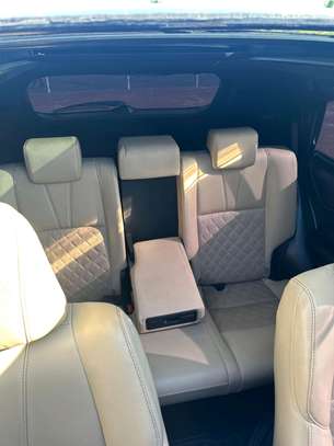 toyota harrieh used with sunroof image 9