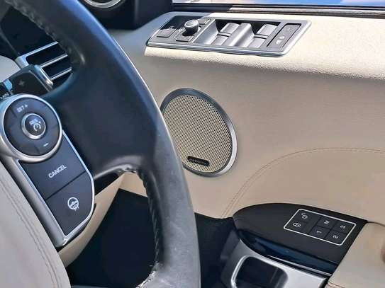 Land Rover Vogue 2017 Diesel image 6