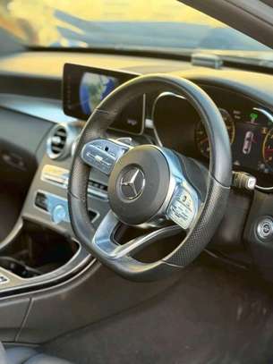 Mercedes Benz AMG C200 2000cc image 4