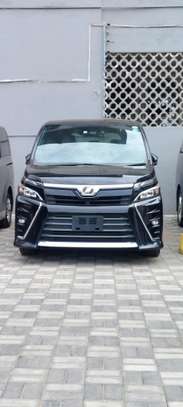 Toyota Voxy ZR grade black 2018 image 12