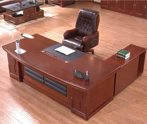 Office desk: 1.8 Meter Executive Office Desk image 3