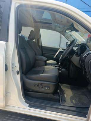 TOYOTA PRADO TXL image 11