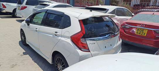 Honda Fit hybrid Mugen white 2018 image 9