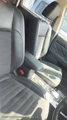 Mitsubishi outlander hybrid 2018 4wd white image 4