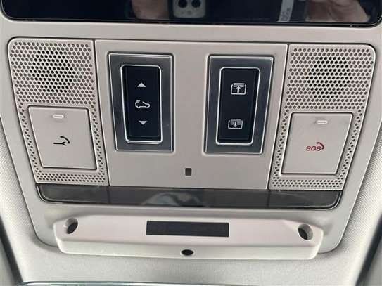 2022 LAND ROVER DEFENDER 110X DYNAMIC HSED300 image 3