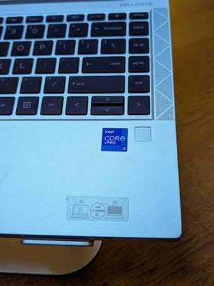 hp elitebook 840g8 core i5,8gb,256ssd,14inches,touchscreen image 12