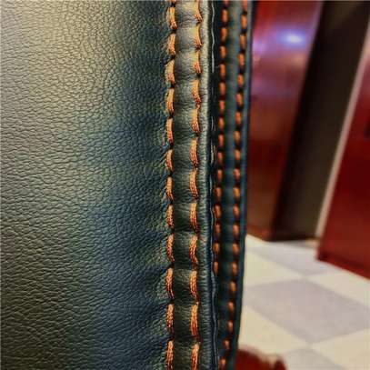 Modern Executive Office Swivel Sofa Chair image 4