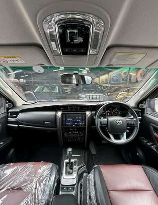 Toyota Fortuner SUV Black Spacious Roof Rack image 4