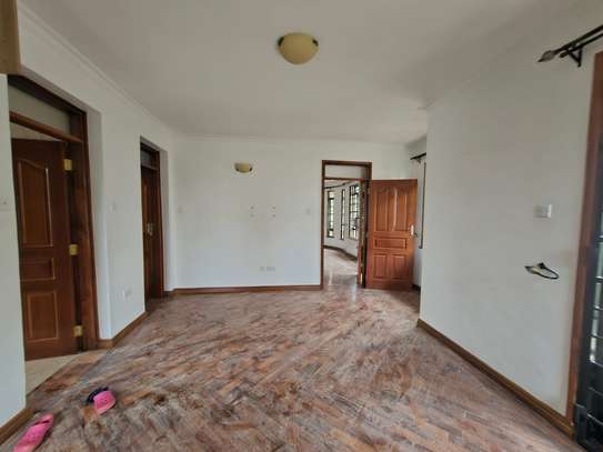 4 Bed Villa with En Suite at Runda image 9