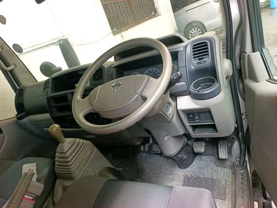 Nissan Atlas 2tones image 6