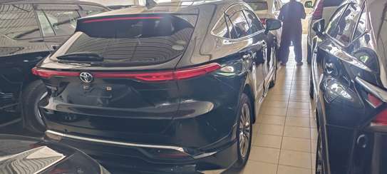 Toyota Harrier Premium sunroof 2020 image 9