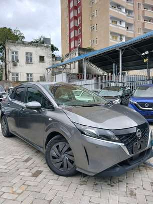 Nissan Note epower grey 2020 image 7