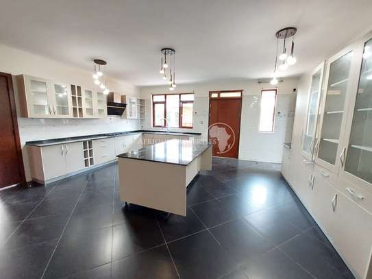 5 Bedroom All Ensuite Mansion For Sale In Muthaiga North image 5