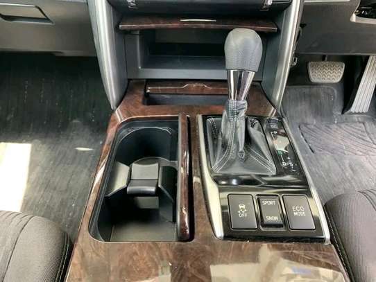 Toyota mark x pearl image 3