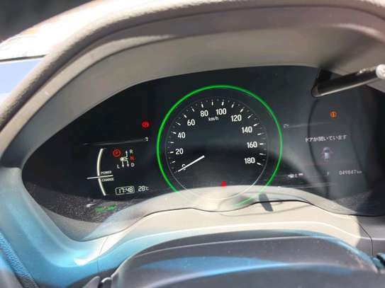 HONDA VEZEL HYBRID 2020MODEL  X SENSING image 4
