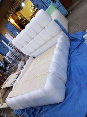 Queen Bed image 3