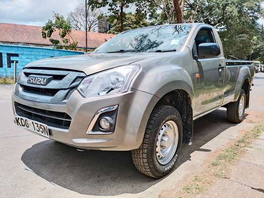 ISUZU D-MAX SINGLE CAB MANUAL LOCALLY ASSEMBLED image 7