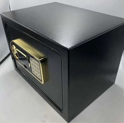 28kg Fireproof Office Safe with Secure Lock image 4