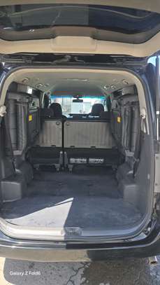 TOYOTA NOAH 8 SEATER 2019MODEL image 4